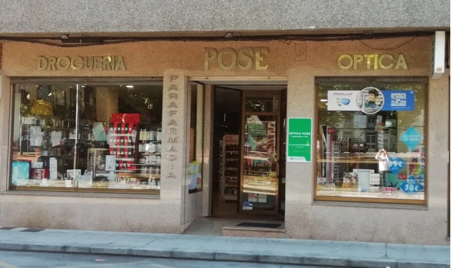 Audfonos en A CORUA, ptica Pose