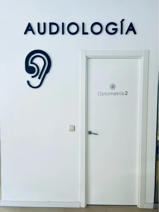 Audfonos en ALMERIA, ptica y Audiologa Clnica